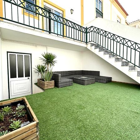 Baleal Happiness Surf House Villa Ferrel  Bagian luar foto