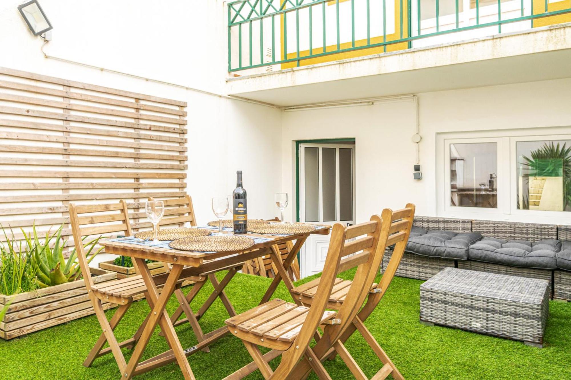 Baleal Happiness Surf House Villa Ferrel  Bagian luar foto
