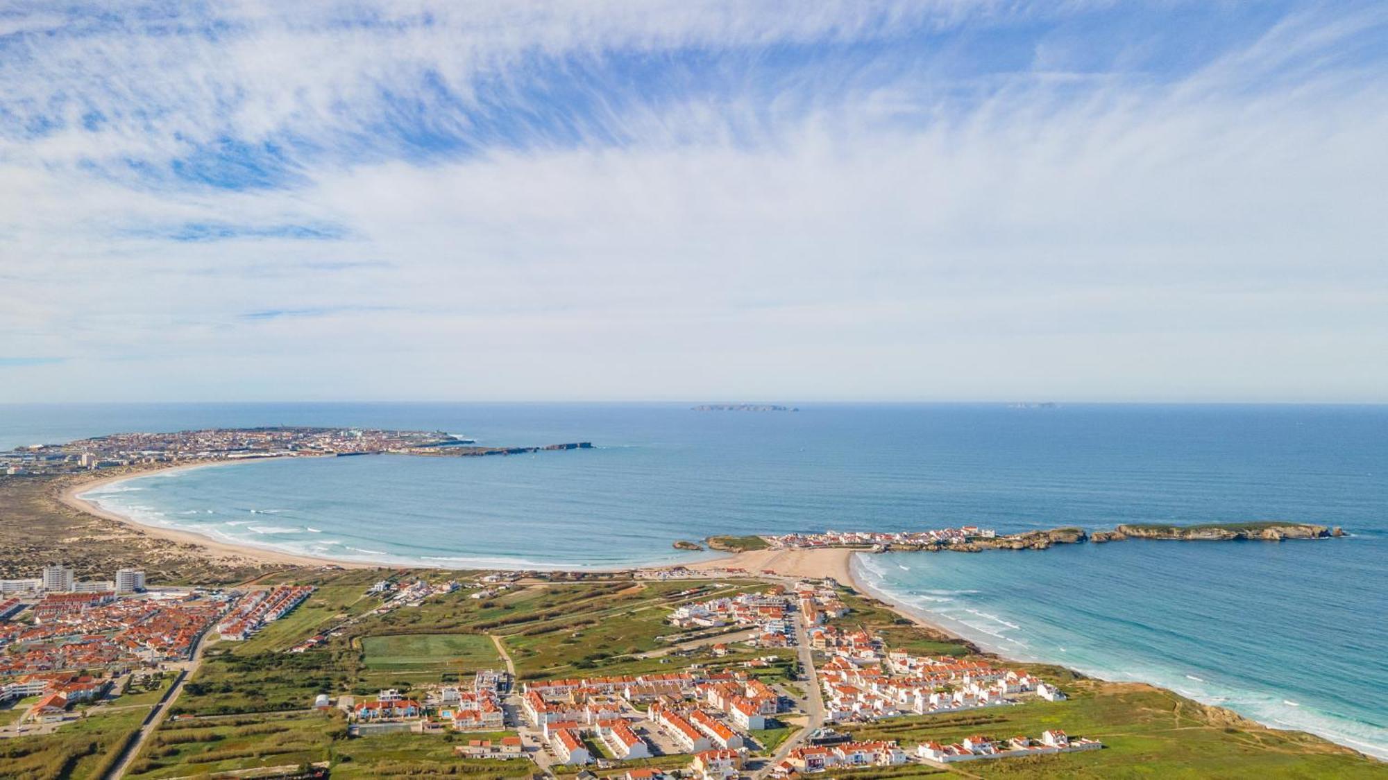 Baleal Happiness Surf House Villa Ferrel  Bagian luar foto