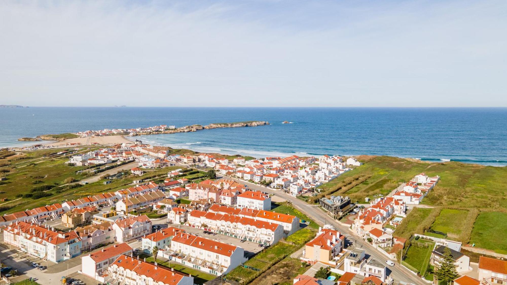 Baleal Happiness Surf House Villa Ferrel  Bagian luar foto