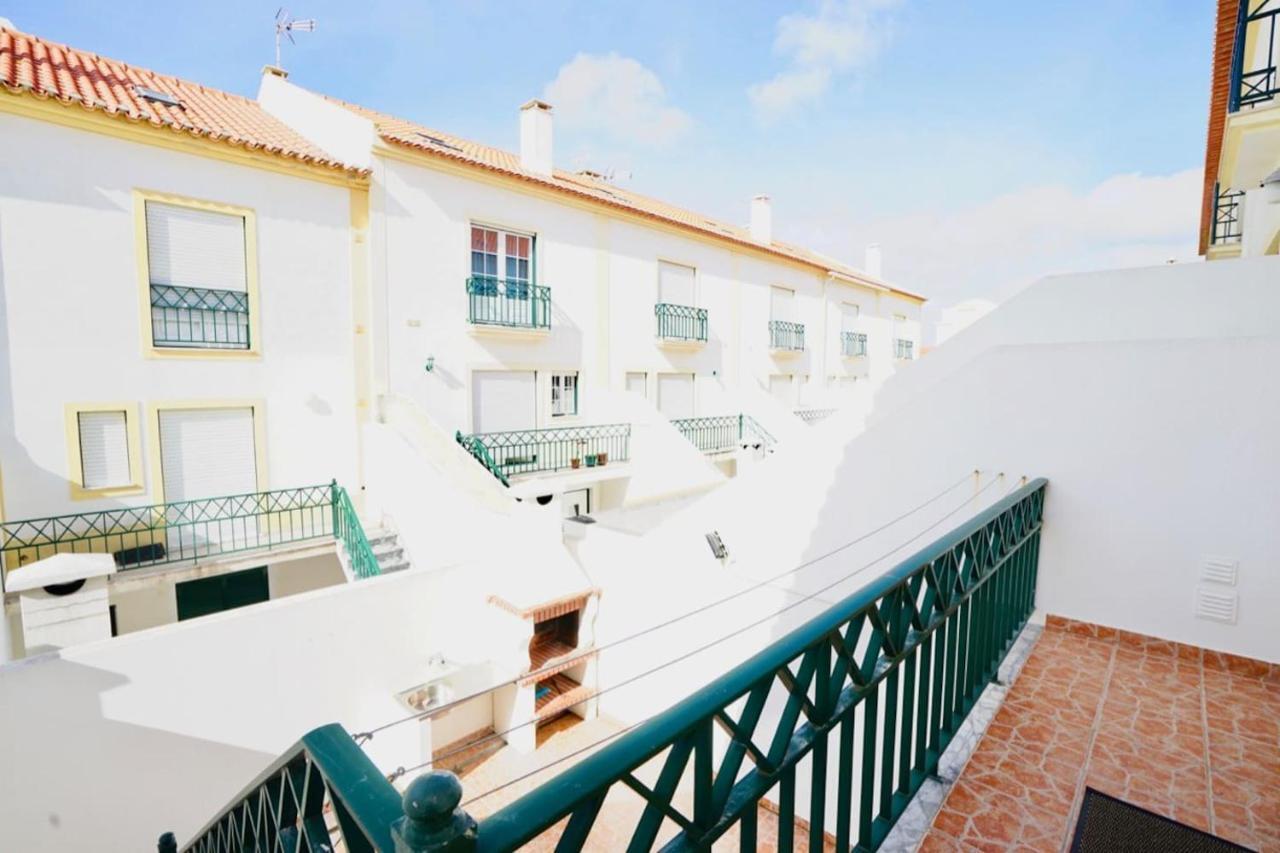 Baleal Happiness Surf House Villa Ferrel  Bagian luar foto